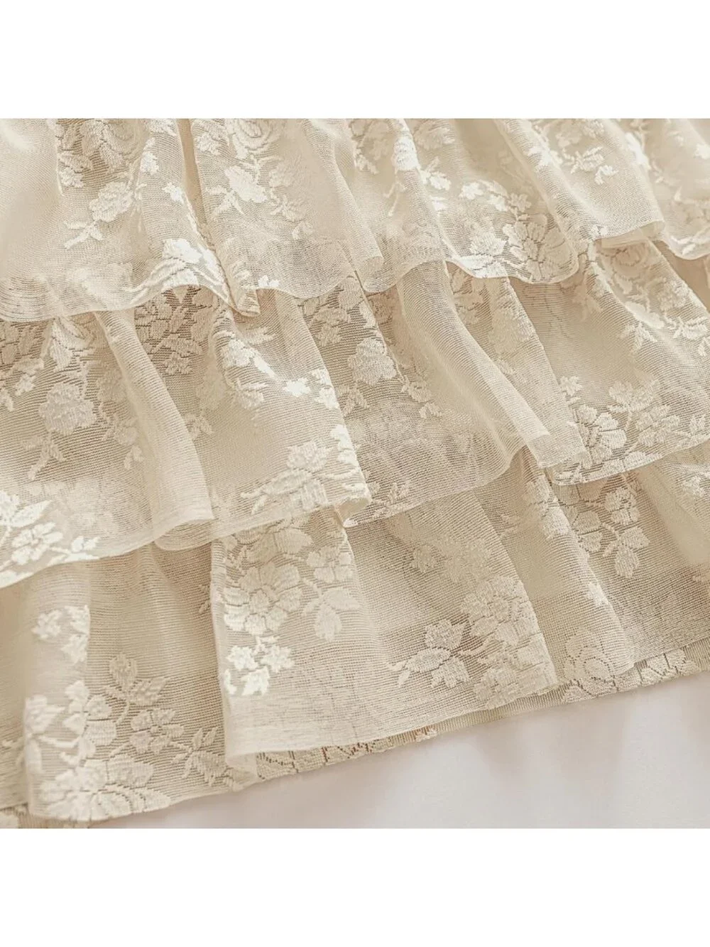 Beige Lace Ruffle Valance Panel 52